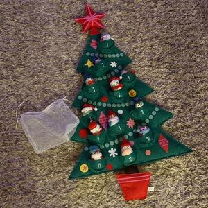 Target Bird Green Advent Calendar Tree